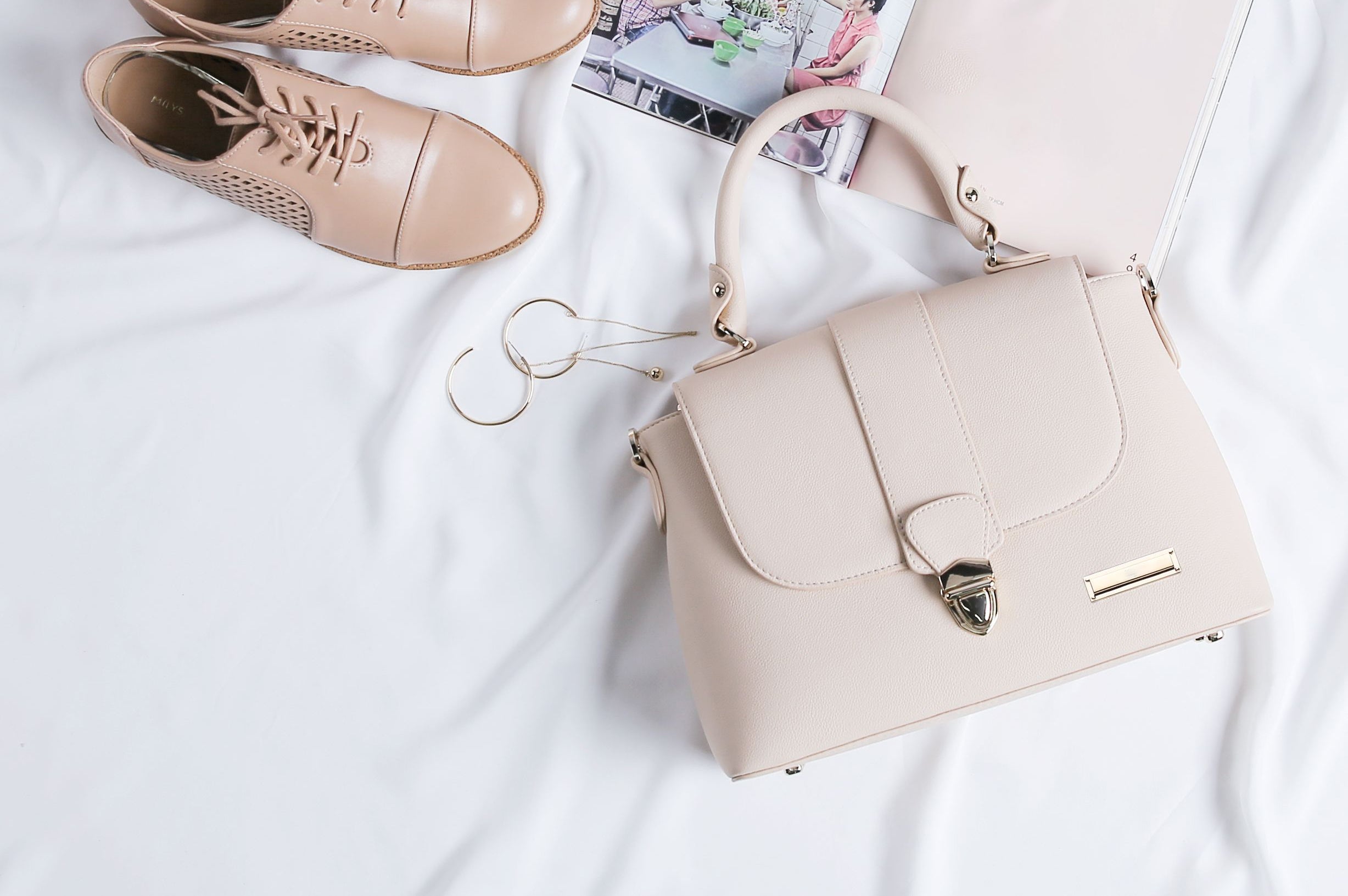 Styling Focus Fashion Accessory Staples