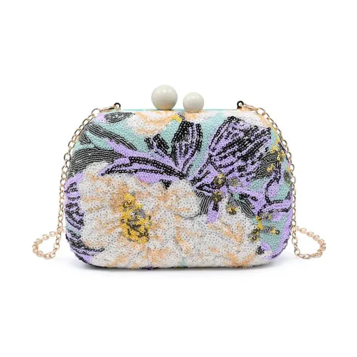 Beaded clasp clutch