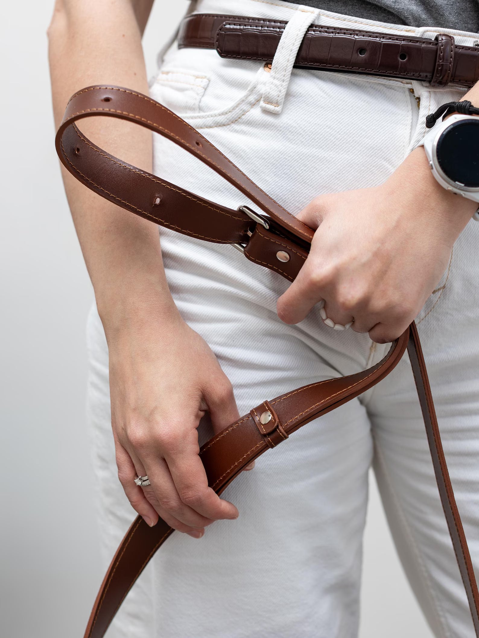 Magnetic Flap Vintage Leather Saddle Crossbody Bag