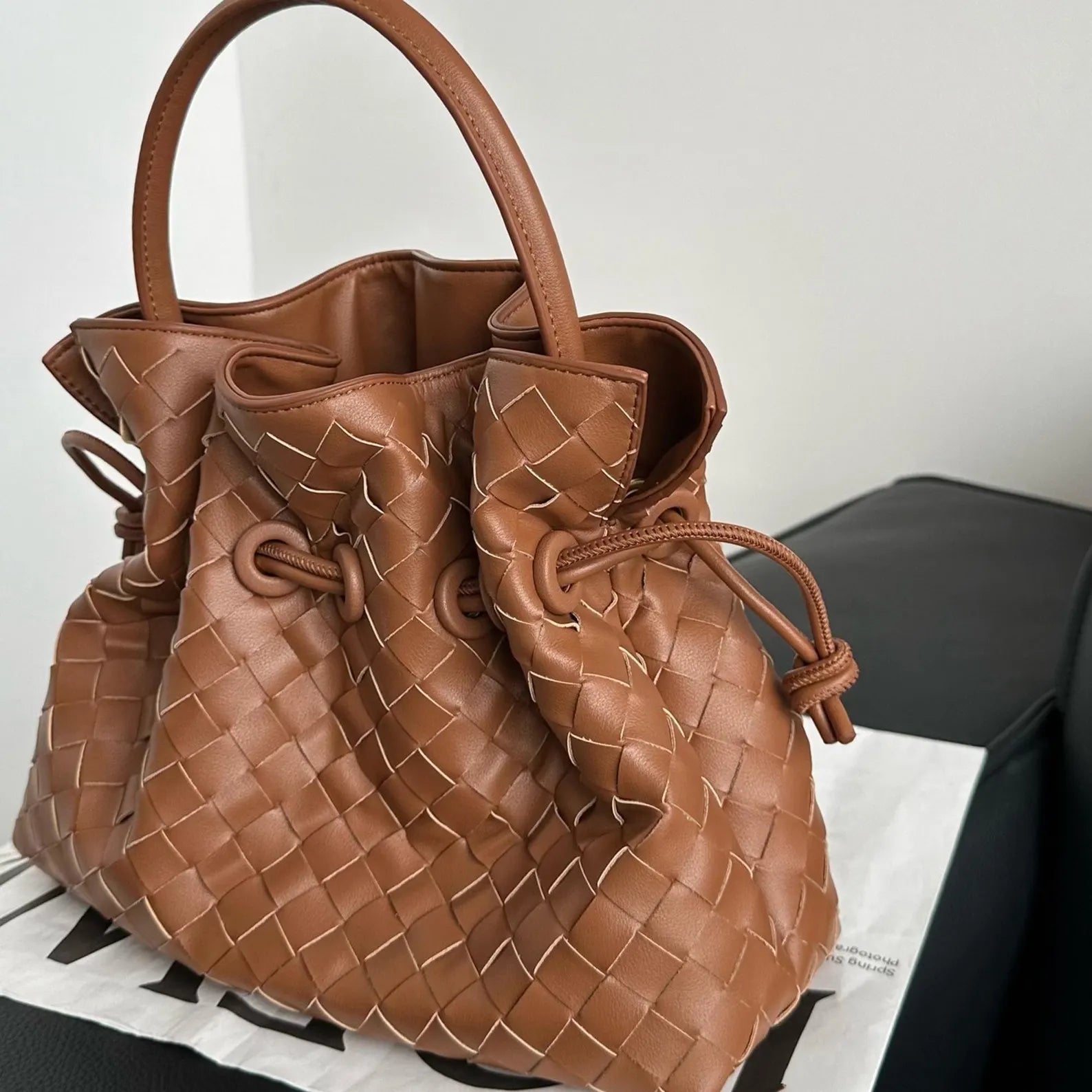 Diamond Woven Drawstring Bucket Handbag With Crossbody Strap
